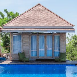 Front of lodge by pool