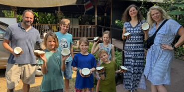Family Coconut Time