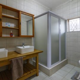 Hyena Quarters Shared bathroom