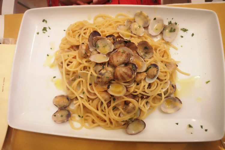 Italian seafood pasta