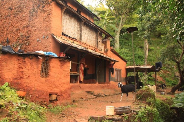 Volunteers visit Nepalese village house