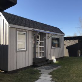 Volunteer house Canada