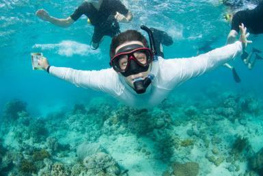Volunteer Snorkelling in Australia