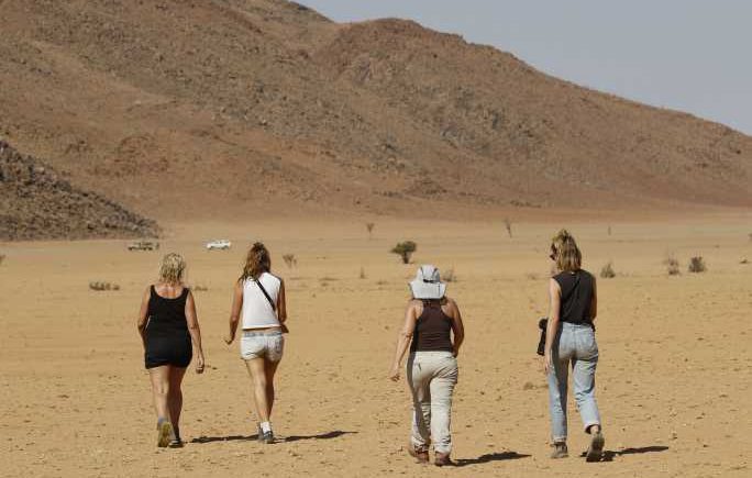 Volunteers in the desert in Namibia